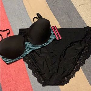 BRAND NEW Joe Boxer Intimates Set